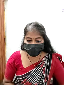 ห้องแชทสดของ tamil_Sigappu_Roja