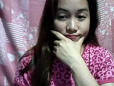 CreamyPussy30 Live Chatraum