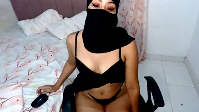 Živá chatovací místnost Layla_Noor