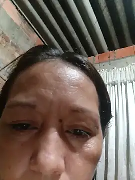 marinita13's Live Chat Room