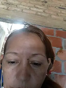 marinita13 Adlı Modelin Canlı Sohbet Odası