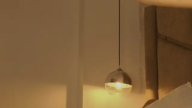 scarlethlux Live Chatraum