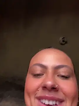 Chloe_Leaozinho Ruang Obrolan Langsung