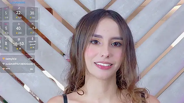 Sarah-Grace's Live Chat Room