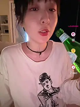 Etherealcat33のライブチャットルーム