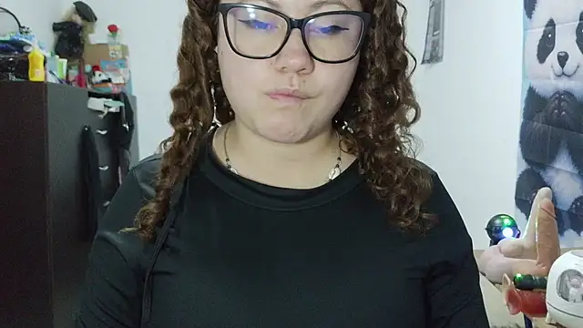 curly_greeneyed Cameră chat live