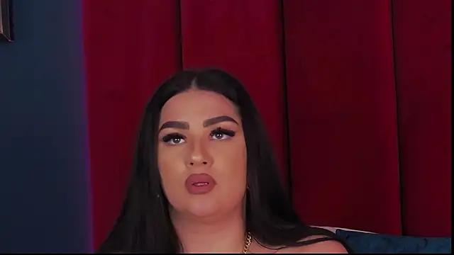 AdelynnReeds Adlı Modelin Canlı Sohbet Odası