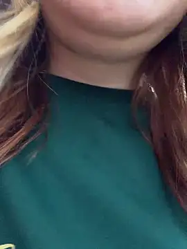 Monika_Reyes 실시간 채팅방