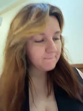 Monika_Reyes Live Chatraum