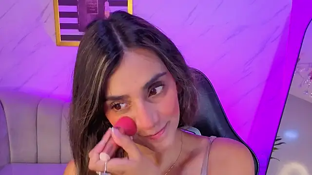 Chatroom en direct de agatha_brooks_t