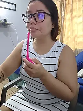 Chat soba uživo modela saenz_eymi