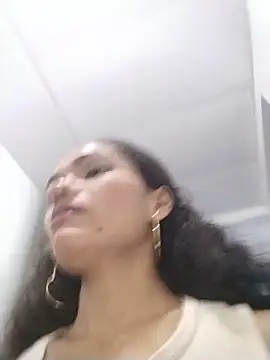 Karen_Ariass 실시간 채팅방