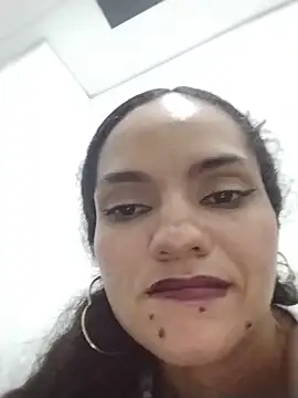 Karen_Ariass Live Chatraum
