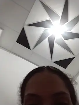 Karen_Ariass Live chatroom
