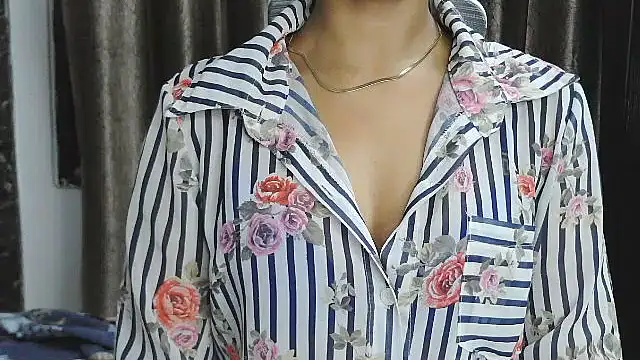 Chatroom en direct de Meri_Cutie_Pie