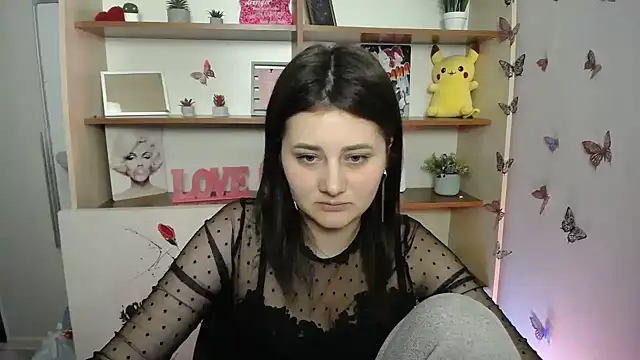 חדר צ'אט בשידור חי של Katrin_kiss_