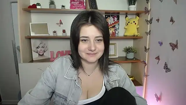 Katrin_kiss_ Adlı Modelin Canlı Sohbet Odası