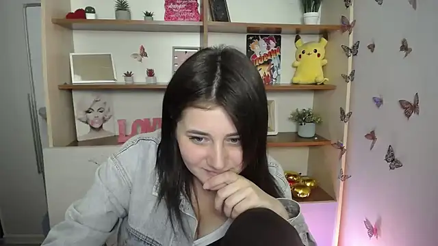Katrin_kiss_ Cameră chat live