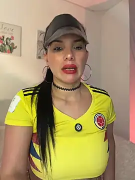 carol_latina13 Adlı Modelin Canlı Sohbet Odası