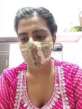 Tamil-Meenu12 Live Chatraum