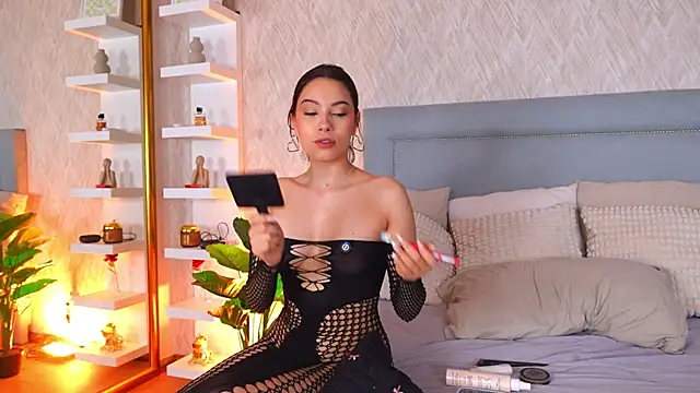 Sofy_Bradd élő chatszobája