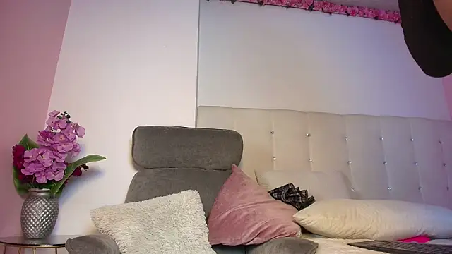 lilyth_bloom Live Chatraum