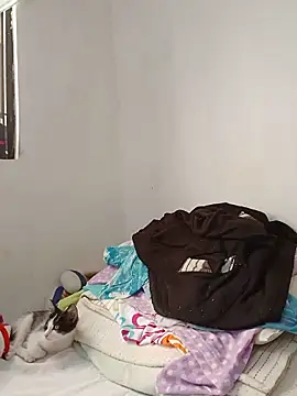 yaneth_ élő chatszobája