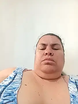 yaneth_ Adlı Modelin Canlı Sohbet Odası
