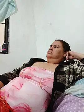 yaneth_ Adlı Modelin Canlı Sohbet Odası
