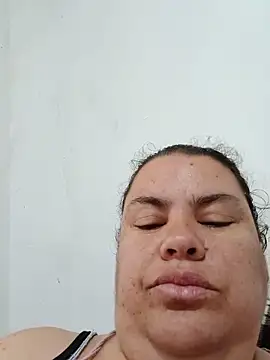 Sala de chat ao vivo de yaneth_