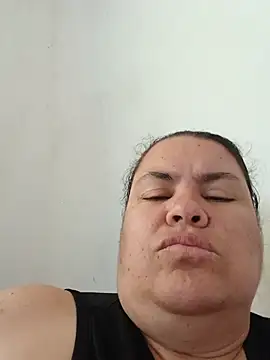Živá chatovací místnost yaneth_