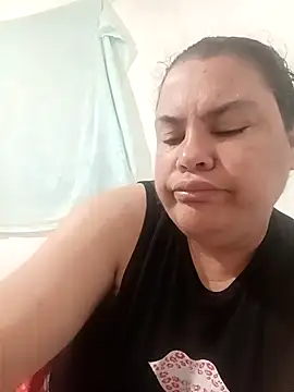 yaneth_'s Live Chat Room