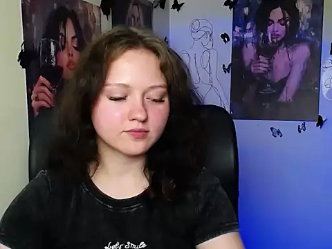 LadyAlice_'s Live Chat Room