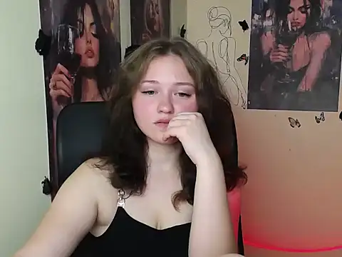 LadyAlice_'s Live Chat Room