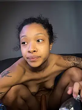 rubywithpearls' Live Chat Room