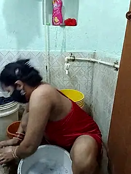Hot_Bhabhi-jiのライブチャットルーム