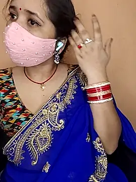 Hot_Bhabhi-jiのライブチャットルーム