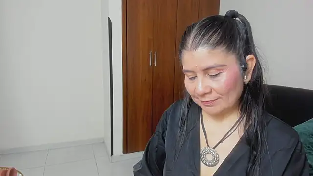 kiraGeiner 실시간 채팅방