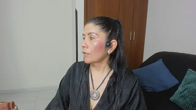kiraGeiner Live Chatraum