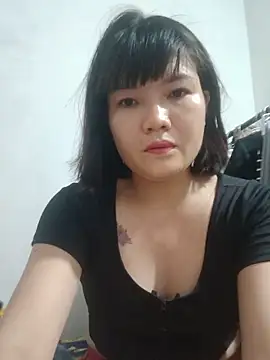 ngti's Live Chat Room