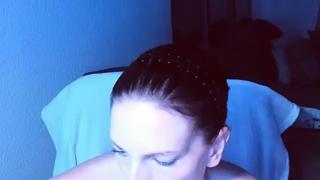 חדר צ'אט בשידור חי של SexyJulia21