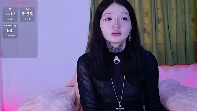 Chat soba uživo modela Lein_Bone