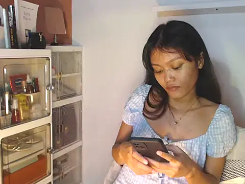 skinny_gracie élő chatszobája