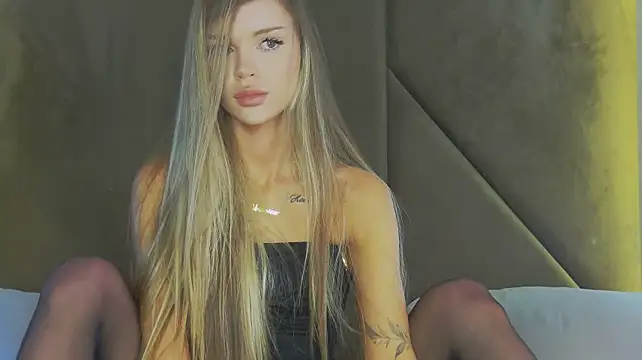 MarilynNova's Webcam Show