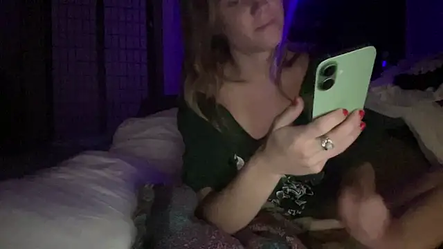 Chat soba uživo modela sweetceeme