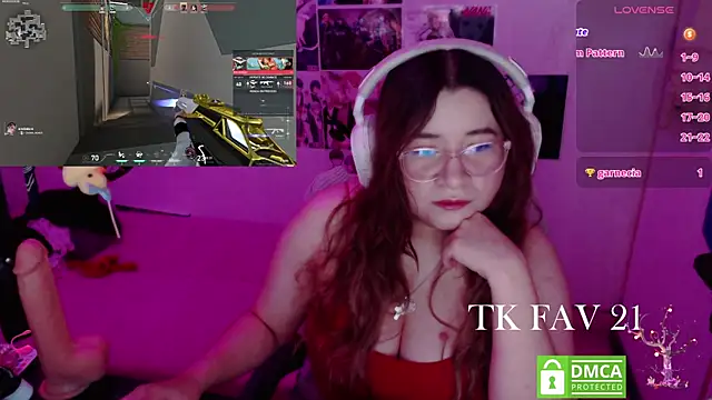 Pink_girl0n Adlı Modelin Canlı Sohbet Odası
