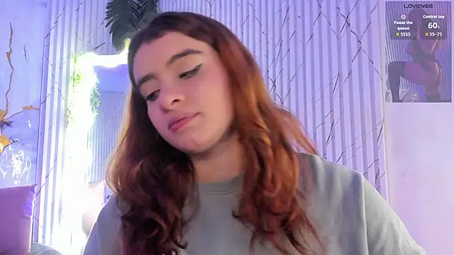 Naomy_tay1 Cameră chat live