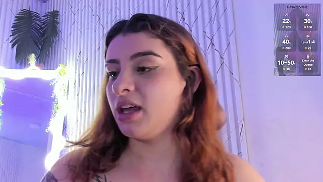 Chat soba uživo modela Naomy_tay1