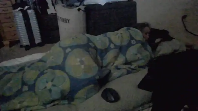 TWiSTYTheTwizted's Live Chat Room