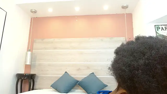 AlexandraCambell Adlı Modelin Canlı Sohbet Odası